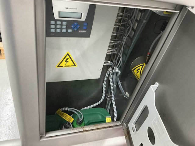 2018 nieros urk left hygiënesluis - afbeelding 8 van  9