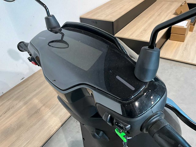 2018 niu m1 pro e-scooter - afbeelding 13 van  18