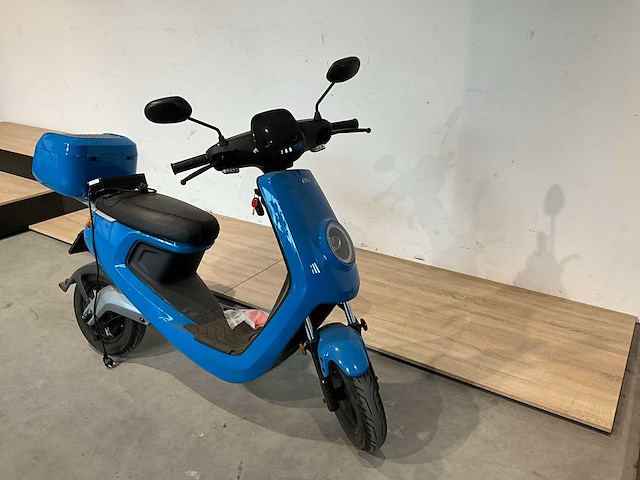 2018 niu m1 pro e-scooter - afbeelding 16 van  18
