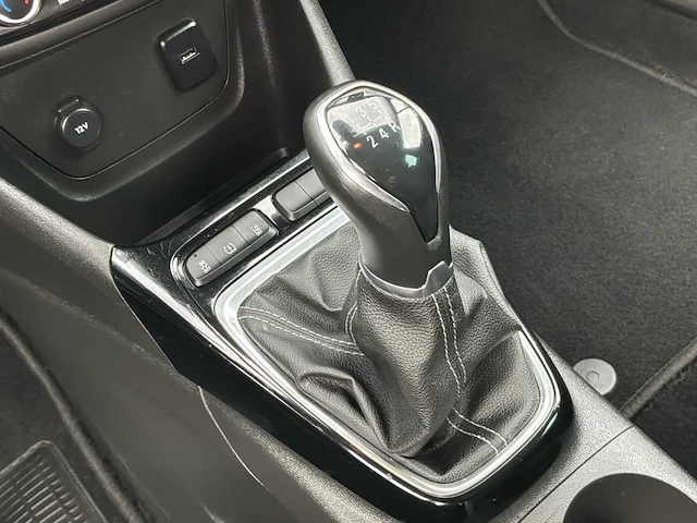2018 opel crossland x 1.2 innovation personenauto - afbeelding 33 van  49