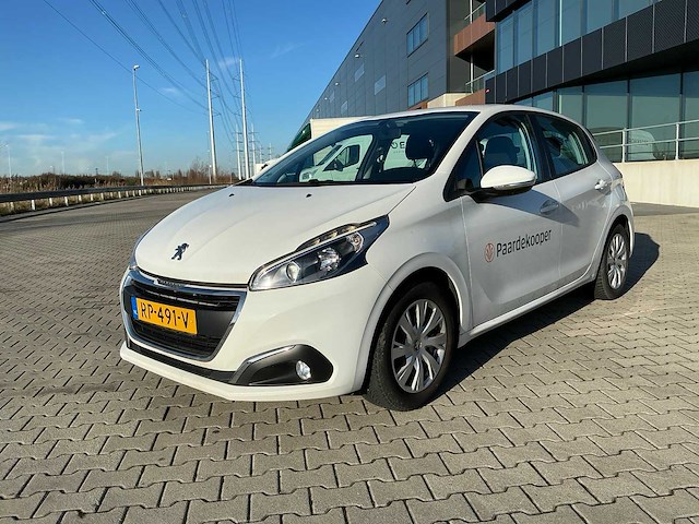 2018 peugeot 208 hatchback personenauto - afbeelding 1 van  26