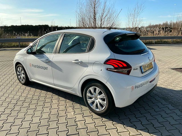 2018 peugeot 208 hatchback personenauto - afbeelding 17 van  26