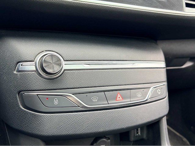 2018 peugeot 308 sw 1.2 - automaat - pano - personenauto - afbeelding 4 van  17