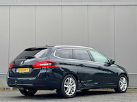 2018 peugeot 308 sw 1.2 - automaat - pano - personenauto - afbeelding 12 van  17