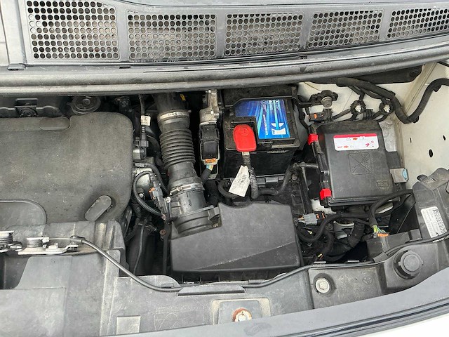 2018 peugeot expert bedrijfswagen - afbeelding 28 van  30