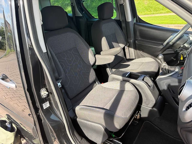 2018 peugeot partner tepee 1.2 puretech active personenauto - afbeelding 15 van  79