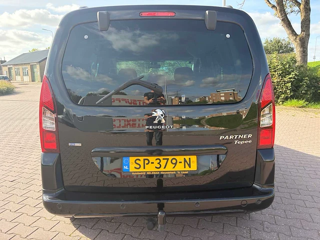 2018 peugeot partner tepee 1.2 puretech active personenauto - afbeelding 34 van  79