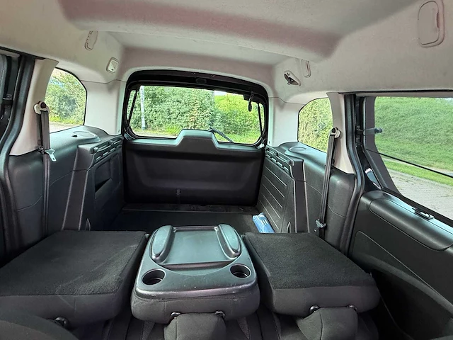 2018 peugeot partner tepee 1.2 puretech active personenauto - afbeelding 48 van  79