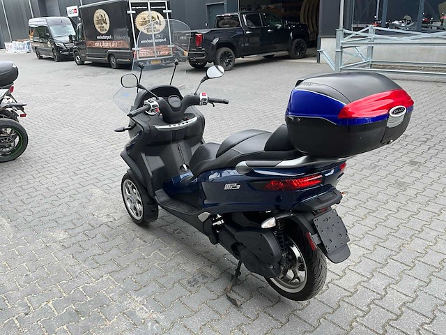 2018 piaggio mp3 300 ie 3 wiel motorfiets - afbeelding 1 van  13