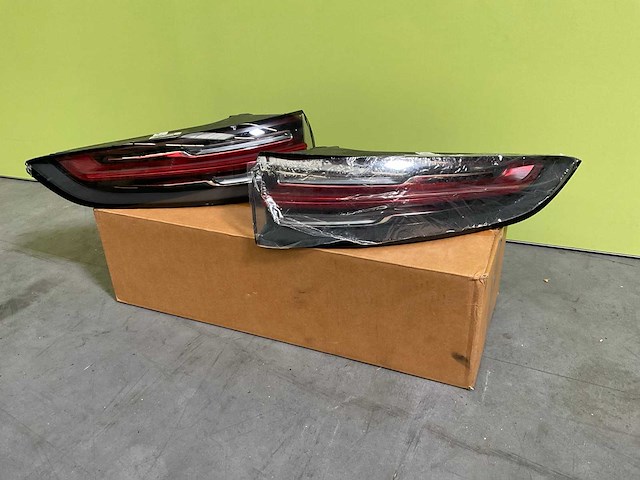 2018 porsche cayenne achterlicht (2x) - afbeelding 1 van  7
