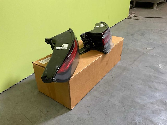 2018 porsche cayenne achterlicht (2x) - afbeelding 2 van  7