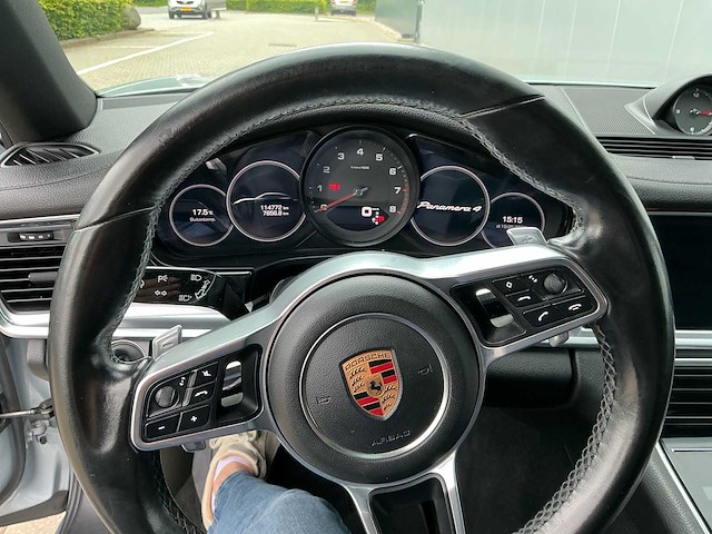2018 porsche panamera 4 3.0 v6 personenauto - afbeelding 10 van  32