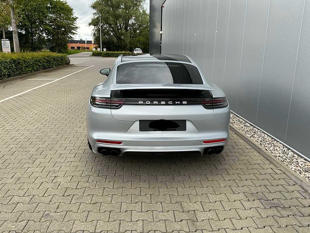 2018 porsche panamera 4 3.0 v6 personenauto - afbeelding 27 van  32