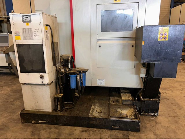 2018 quaser mv214p/12b cnc universeel machinecentrum - afbeelding 2 van  17