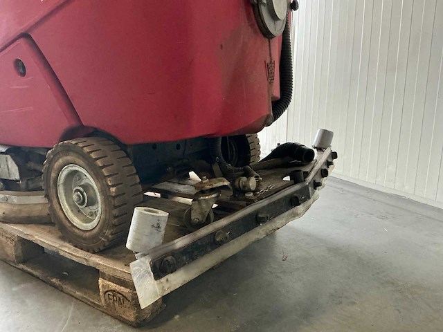 2018 rcm drive t702r zelfrijdende veegmachine - afbeelding 4 van  19