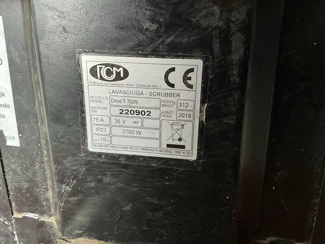 2018 rcm drive t702r zelfrijdende veegmachine - afbeelding 11 van  19