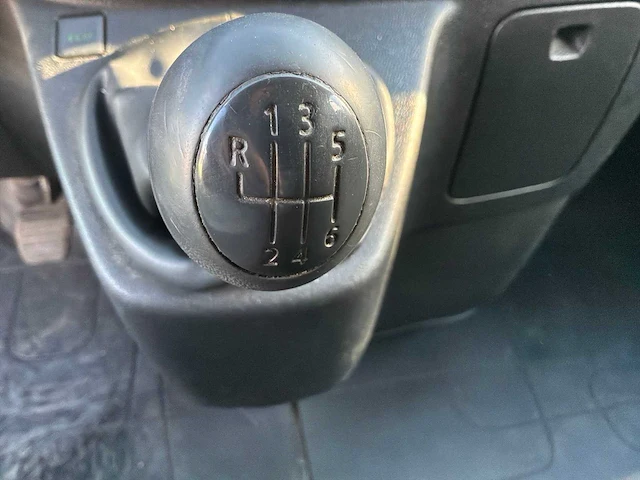 2018 renault trafic 1.6 dci t27 l1h1 gén bedrijfswagen - afbeelding 8 van  40