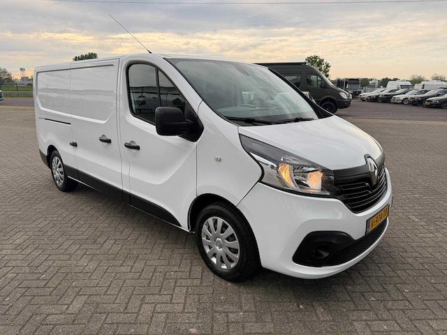 2018 renault trafic 1.6 dci t29 l2h1 lux bedrijfswagen - afbeelding 1 van  8
