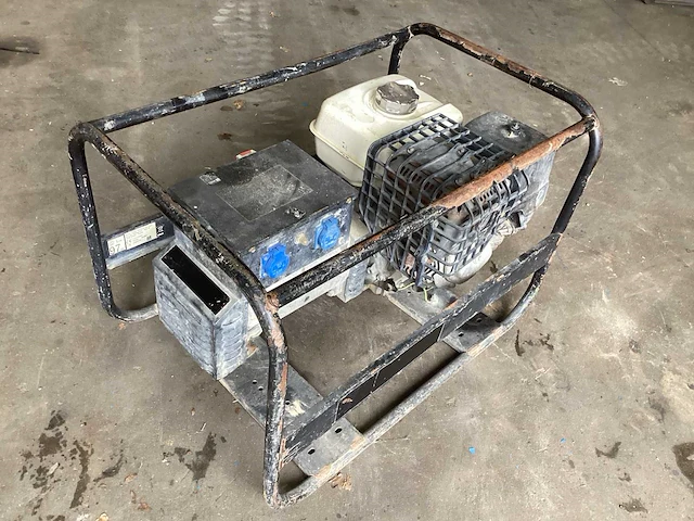 2018 sdmo ect 7000 f noodstroomaggregaat - afbeelding 4 van  4