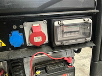 2018 sdmo technic 7500avr 6,5kva benzine aggregaat - afbeelding 8 van  10