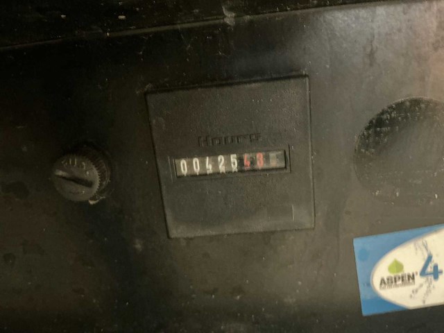 2018 sdmo technic 7500avr 6,5kva benzine aggregaat - afbeelding 9 van  10