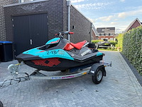 2018 seadoo spark met trailer - afbeelding 4 van  9