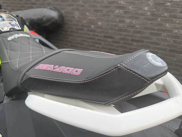 2018 seadoo spark trixx waterscooter - afbeelding 4 van  9