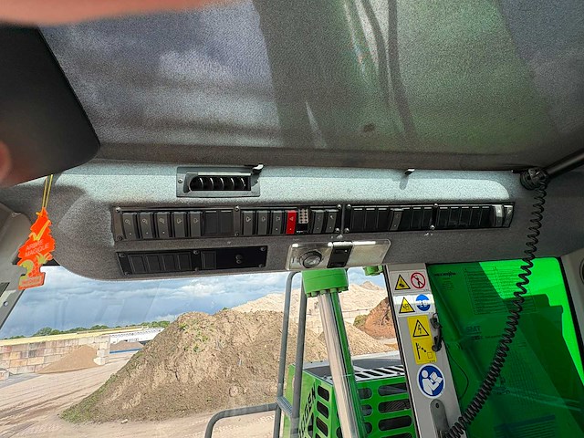 2018 sennebogen 835e mobiele overslagkraan farmpro - afbeelding 17 van  43