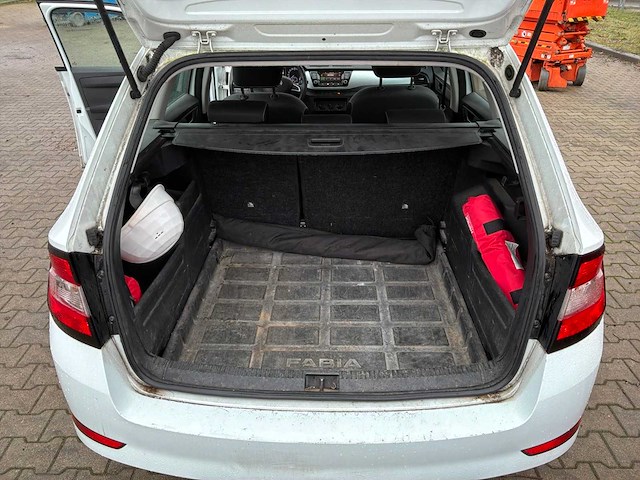 2018 skoda fabia 5j acdkrcx01 personenauto - afbeelding 3 van  42