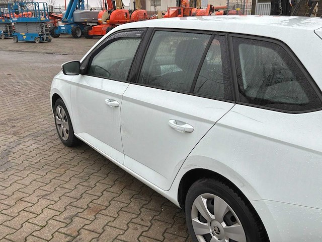 2018 skoda fabia 5j acdkrcx01 personenauto - afbeelding 29 van  42