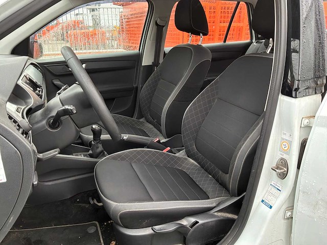 2018 skoda fabia 5j acdkrcx01 personenauto - afbeelding 42 van  42