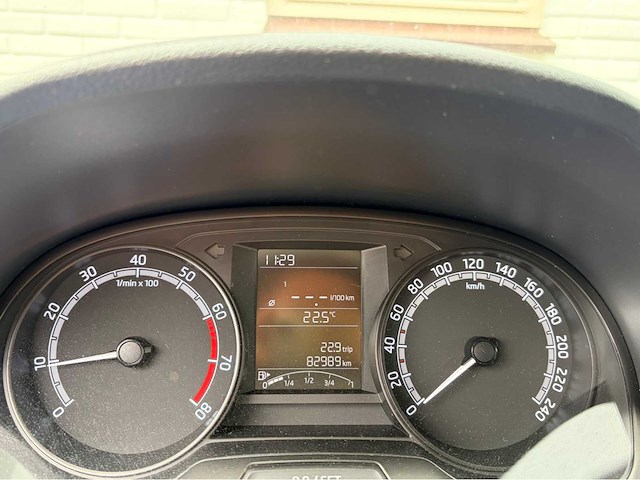 2018 skoda fabia combi 1.0 active personenauto - afbeelding 10 van  14