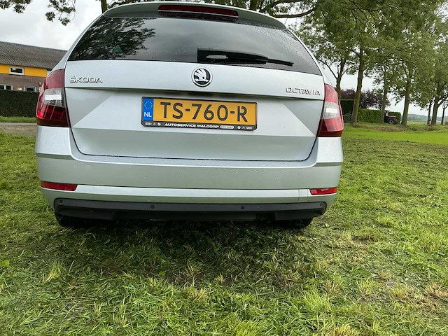 2018 skoda octavia combi 1.6 tdi clever ed. personenauto - afbeelding 10 van  13