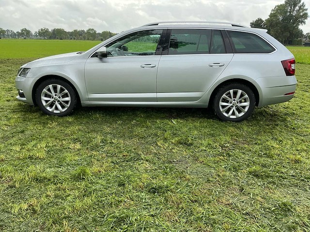 2018 skoda octavia combi 1.6 tdi clever ed. personenauto - afbeelding 12 van  13
