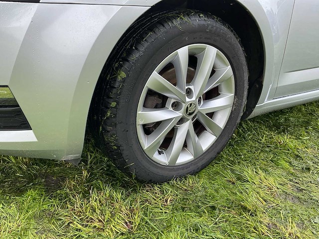 2018 skoda octavia combi 1.6 tdi clever ed. personenauto - afbeelding 13 van  13