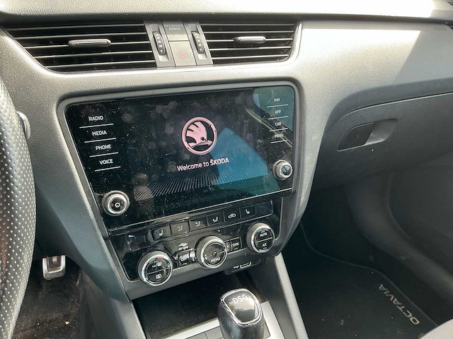 2018 skoda octavia combi 1.6 tdi clever ed. personenauto - afbeelding 15 van  33