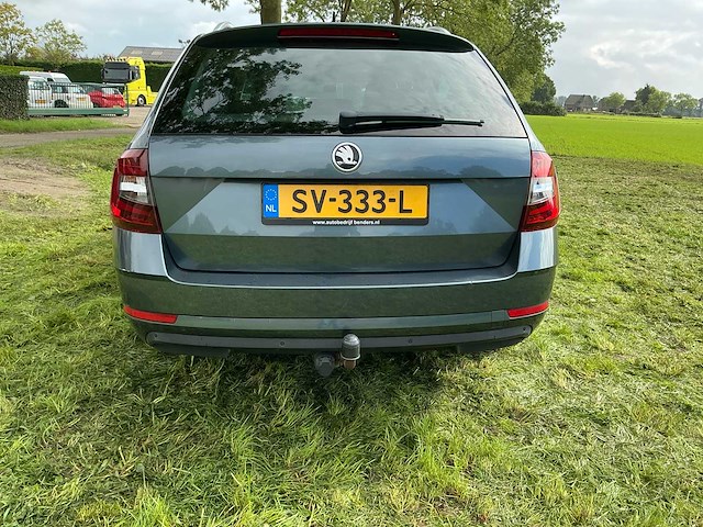 2018 skoda octavia combi 1.6 tdi clever ed. personenauto - afbeelding 30 van  33