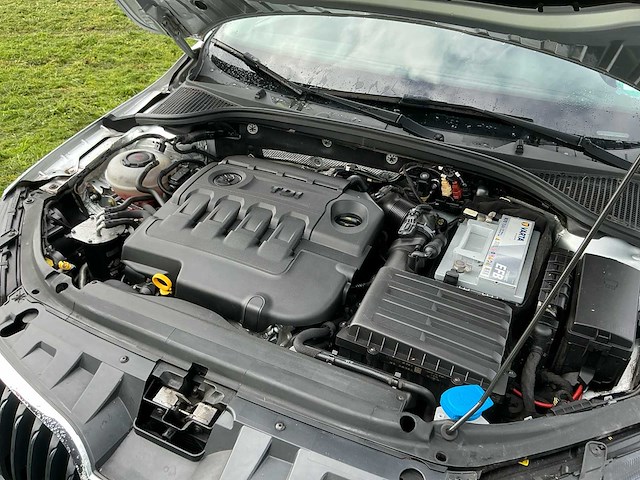 2018 skoda octavia combi 1.6 tdi clever ed. personenauto - afbeelding 2 van  6