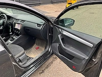 2018 skoda octavia combi 1.6 tdi grt active personenauto tx-801-t - afbeelding 25 van  43