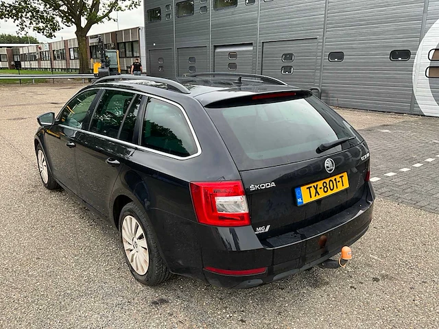 2018 skoda octavia combi 1.6 tdi grt active personenauto tx-801-t - afbeelding 17 van  43