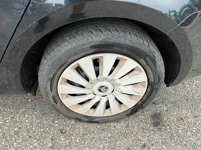 2018 skoda octavia combi 1.6 tdi grt active personenauto tx-801-t - afbeelding 1 van  43