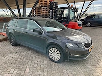 2018 skoda octavia combi 1.6 tdi grt active personenauto