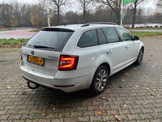 2018 skoda octavia combi personenauto - afbeelding 24 van  28