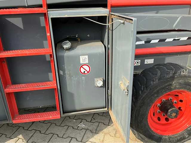 2018 skyjack sj 8841 hoogwerker 4x4 - afbeelding 9 van  37