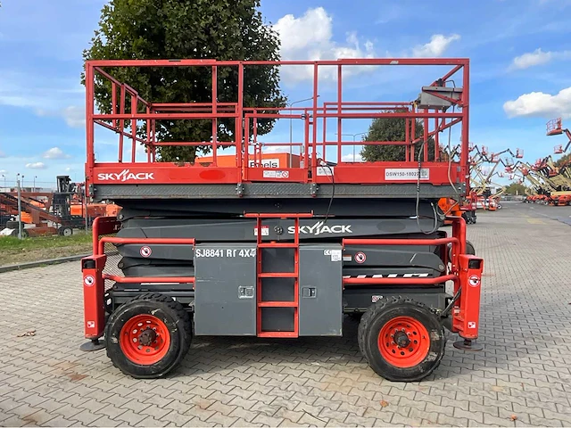 2018 skyjack sj 8841 hoogwerker 4x4 - afbeelding 31 van  37