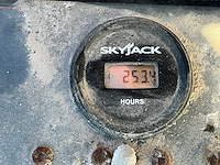 2018 skyjack sjiii 3226 schaarhoogwerker - afbeelding 7 van  8