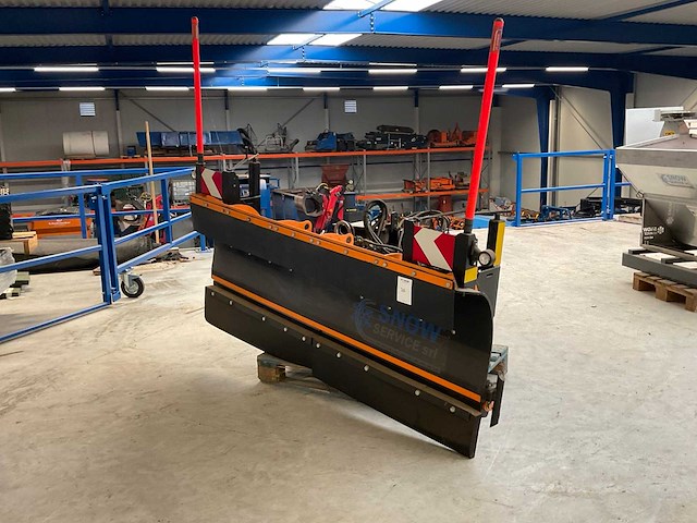 2018 snow service srl nanotech 2.00 sneeuwschuiver met strooibak - afbeelding 5 van  14