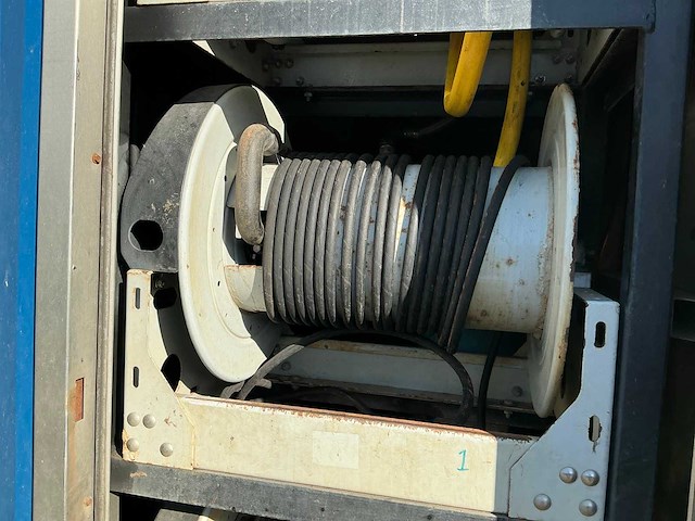 2018 speck p45/60-250 geïsoleerde spuitcontainer - afbeelding 14 van  69