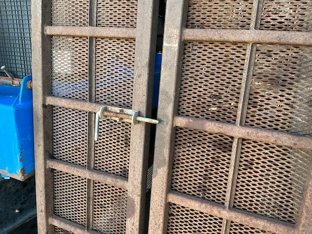 2018 speck p45/60-250 geïsoleerde spuitcontainer - afbeelding 18 van  69