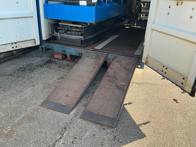 2018 speck p45/60-250 geïsoleerde spuitcontainer - afbeelding 19 van  69